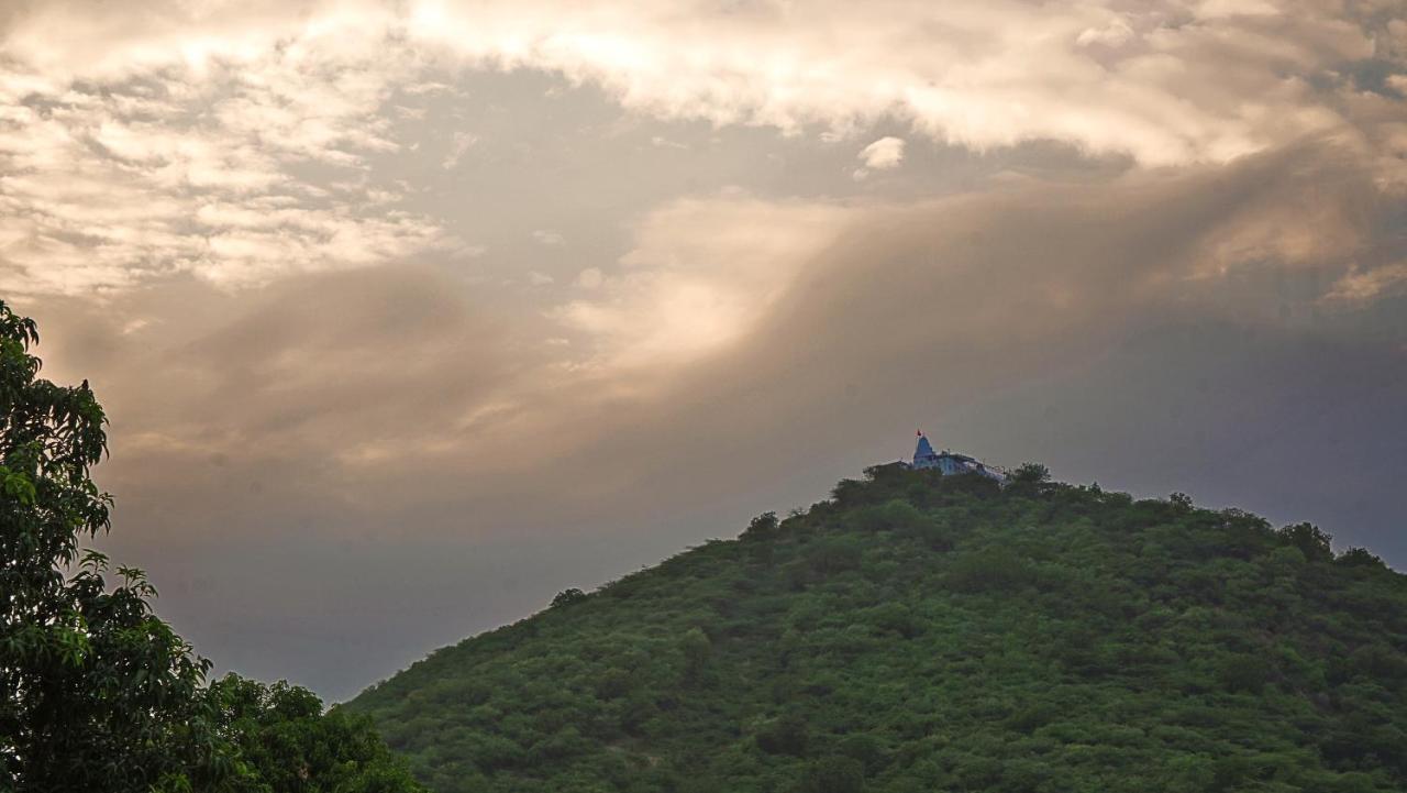 Amour By The Lake Udaipur Exterior photo